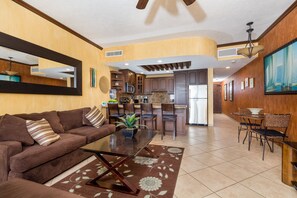 Enjoy our luxury 12th Floor condo at the Sonoran Sky Resort.