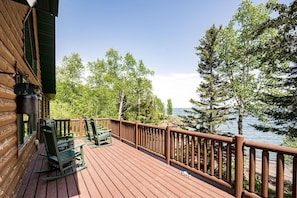 Stunning Lakefront Deck