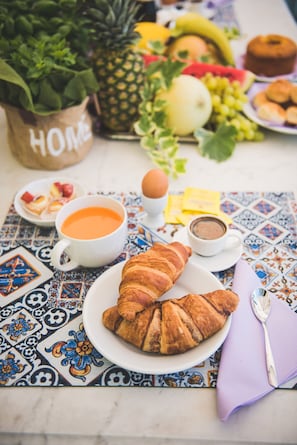 Breakfast meal