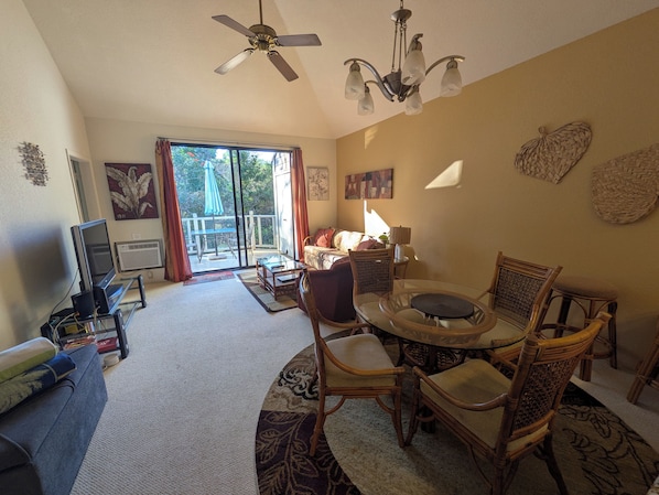 Living and dining room