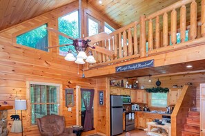 Beautiful windows allow tons of natural light into this great, cozy cabin!
