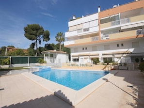 Communal swimming pool