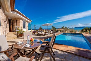 Outdoor dining area