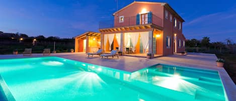 Villa Drach Porto Cristo ,piscina 12x4