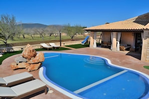 Swimming pool, open air, holidays, sun