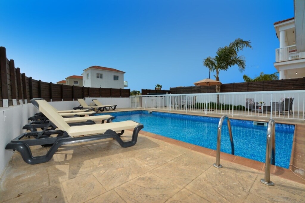 Picture of villa