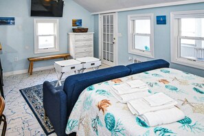 Cozy and Convenient Cottage - walk to all Salisbury Beach Fun!