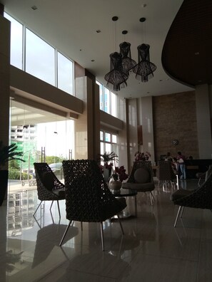 Sala de estar en el lobby