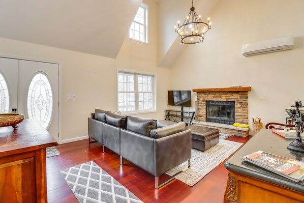 Pocono Lake Vacation Rental | 3BR | 2.5BA | 2,140 Sq Ft | Stairs Required