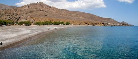 the fantastic Tripiti beach with crystal clear waters