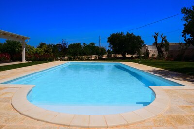 Villa Greta en Polignano a Mare, máxima relajación en la naturaleza entre mar y campo