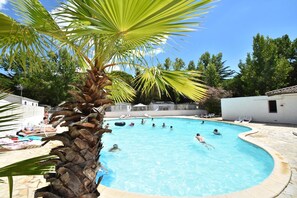 Utomhuspool