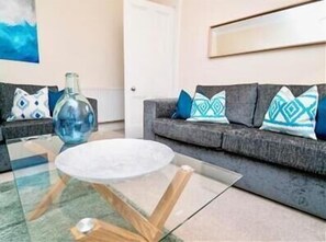 Living Room (1)