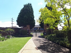 Driveway Entry