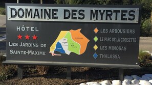 Entrance to the domain Domaine des Myrtes (Thalassa)