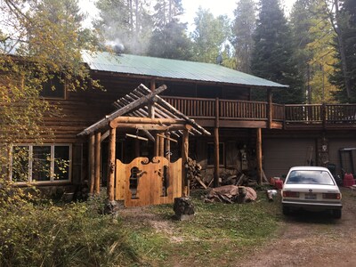 Yellowstone apartmentBed in Victor Idaho near  Jackson Hole