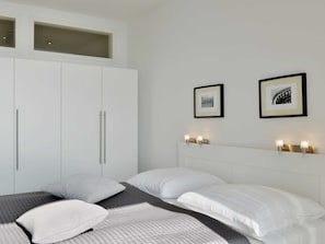 Schalfzimmer mit Doppelbett