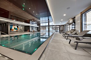 Infinity pool