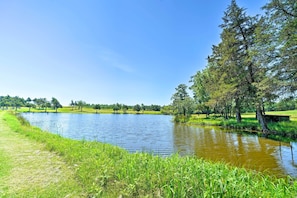 30-Acre Yard | 2 Private Fishing Ponds | Single-Story Home