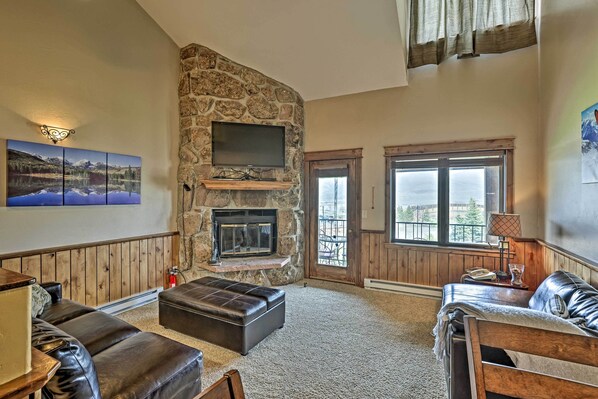 Granby Vacation Rental | 1BR | 2BA | 897 Sq Ft | Stairs to Access