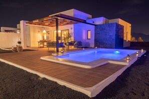 Nice terrace with outdoor furniture, private heated pool and beautiful views.