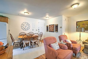 Dining Space | Dishware/Flatware