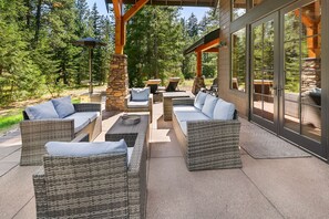 Rose All Day in Suncadia Resort - Comfortable outdoor couches and chairs.