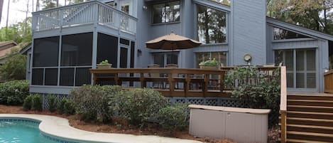 Poolside screened porch and upper sundeck accessed from Hemingway bedroom. 