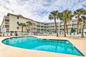 Breakers | Community Amenities | Heated Outdoor Pool