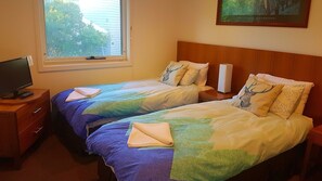 2nd bedroom singles OR king 