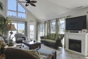 Main Level,Living Area,