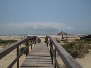 few steps from the house to the walk bridge to the beach