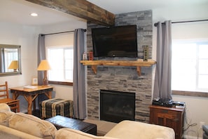 Living/Family Room with Gas Log Fireplace