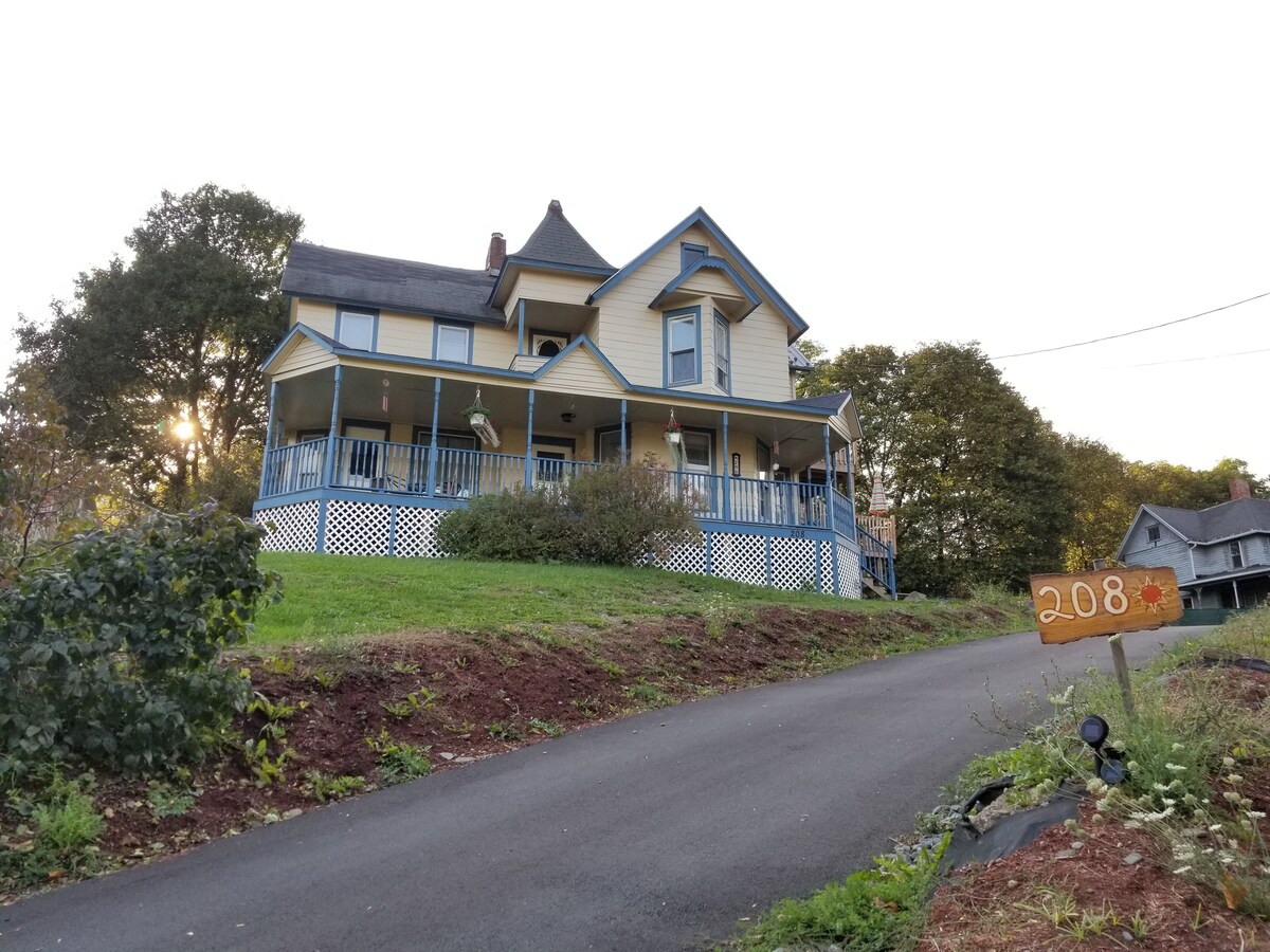 Main Image