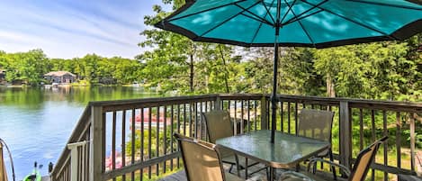 Lake Vacation Rental | 1BR | 1BA | 640 Sq Ft | Stairs Required