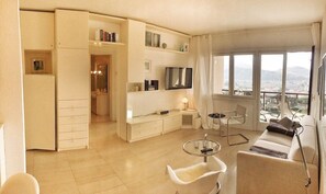 Andere