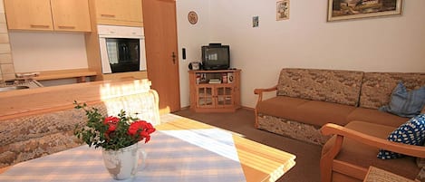 Ferienwohnung Nr. 1 für 1-3 Pers., 35 m², 1 SZ, Wohn-/SZ mit Kochnische, T-Wohnküche