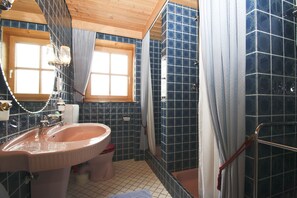 Ferienwohnung 8, 70qm, Balkon, Kochnische extr., 1 Schlafzimmer, 2 Pers., WLAN-Badezimmer