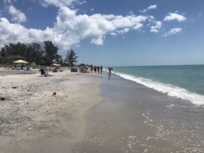 private Beach access is onsite, located across the street. 2 minute walk.