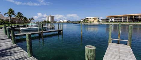 Canal Front
Dock space available at extra cost.