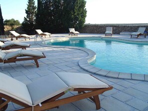 Swimming Pool, Property, Sunlounger, Outdoor Furniture, Furniture, Leisure, Chair, House, Table, Vacation