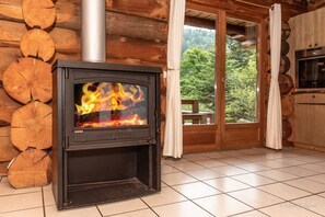 	
Poêle à bois Chalet La Bresse
