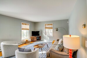 Living Room | Free WiFi | Central Heating