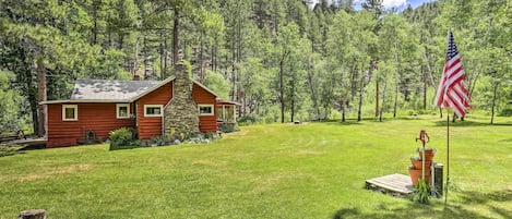 Keystone Vacation Rental | 3BR | 1BA | 2,500 Sq Ft | 1 Step for Access
