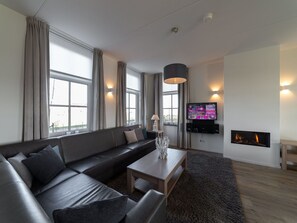 Möbel, Eigentum, Bilderrahmen, Couch, Tabelle, Fenster, Gebäude, Interior Design, Wohnzimmer, Fussboden
