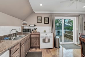 Full kitchen with everything you need. Dishwasher & refrigerator with ice maker.