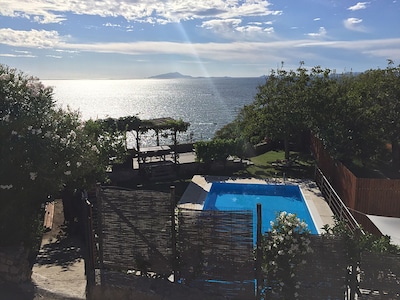 Villa Bikini, a paradise on the rock steep above the sea with swimming pool.