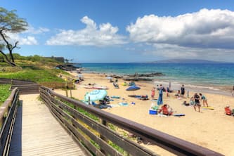 Welcoming Condo with Free WiFi, Ocean Views, Shared Pool & Tennis - Walk to the Beach