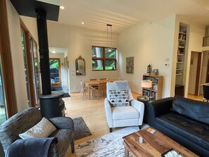Living/Dining/Entry