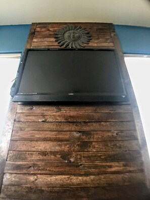 Fernseher